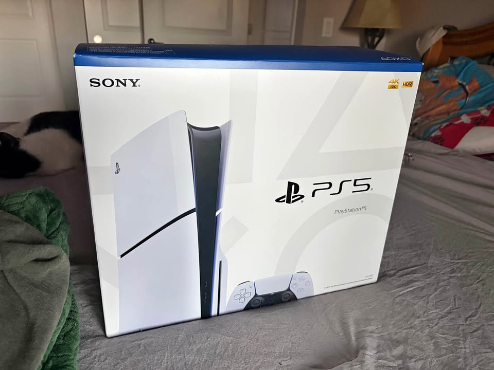 Sony Ps5 Slim Disc Version Console 1 TB W/ Dragonball Sparking Zero