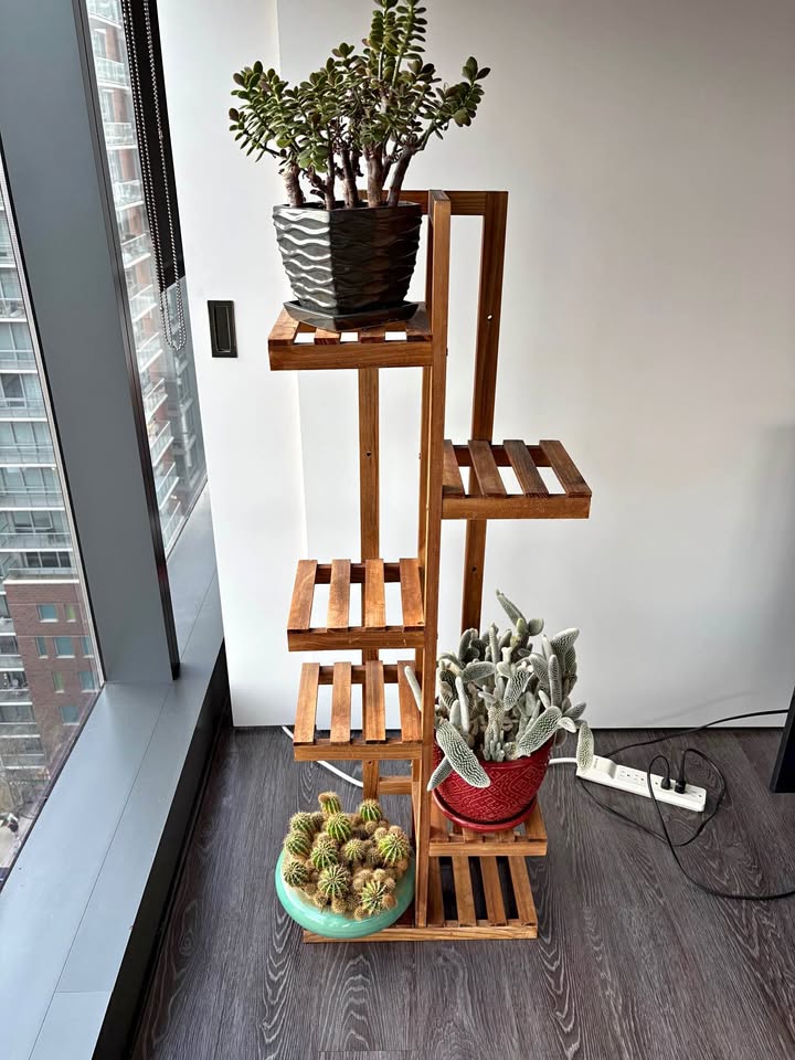 6-Tier Adjustable Plant Stand