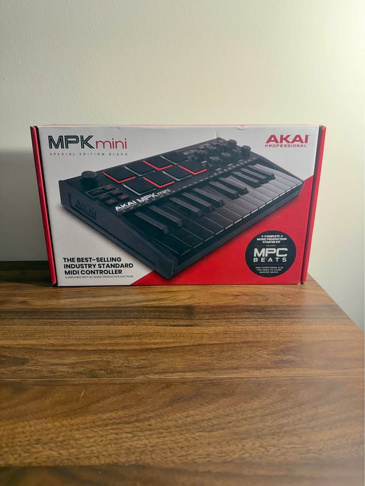 Akai MPK mini MK3. 25 key midi keyboard. Music production