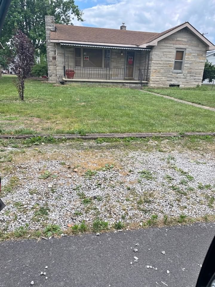 2 Beds 1 Bath - House