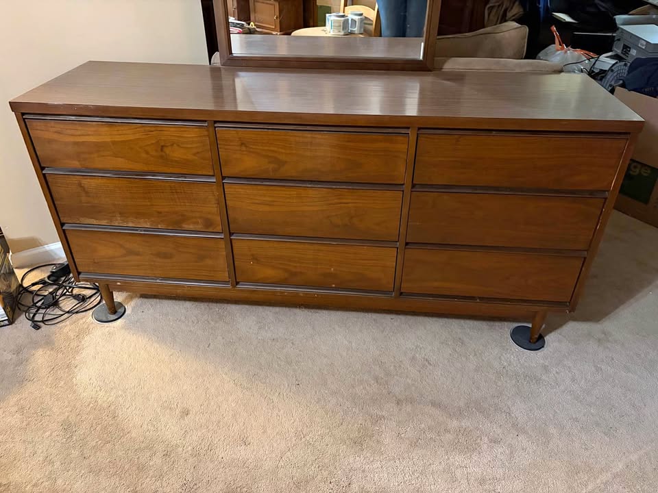 Mid-Century Modern Wood Dresser w Mirror 9 Drawers
